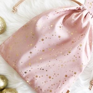 IPSY Time To Shine Sparkly Metallic Blush Pink
Cosmetics Glam Bag Pouch